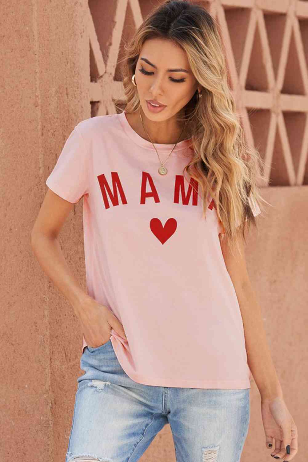 MAMA Heart Graphic Tee