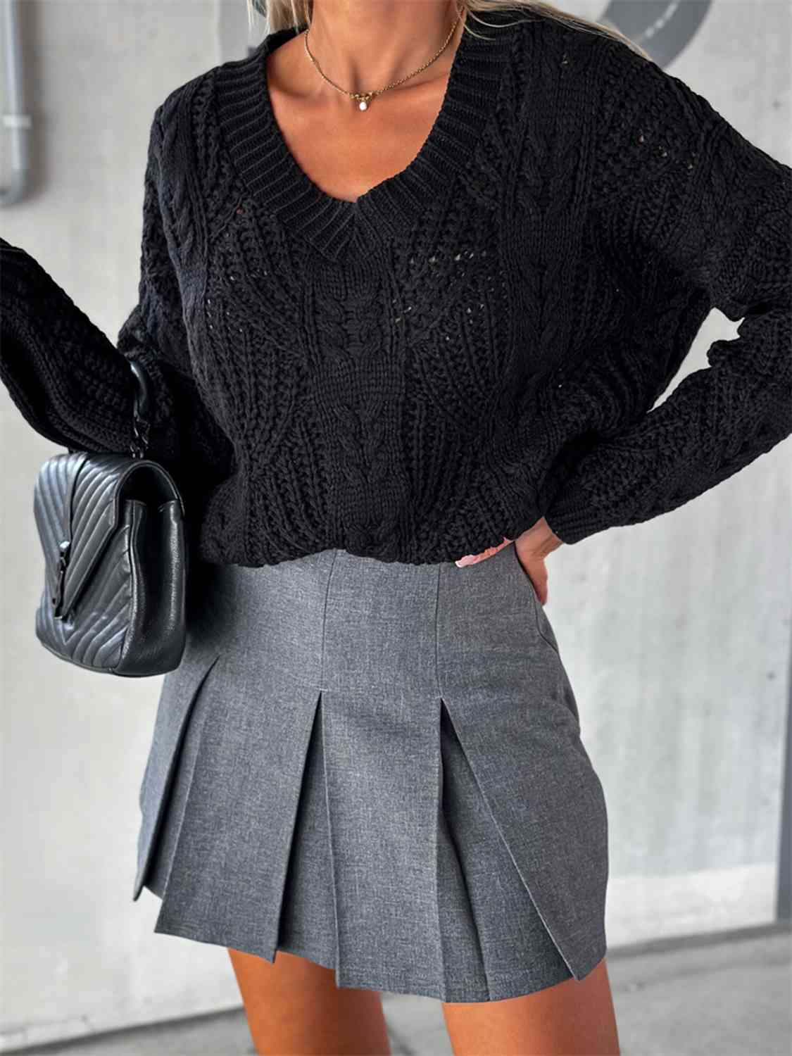 Chunky V-Neck Cable-Knit Long Sleeve Sweater