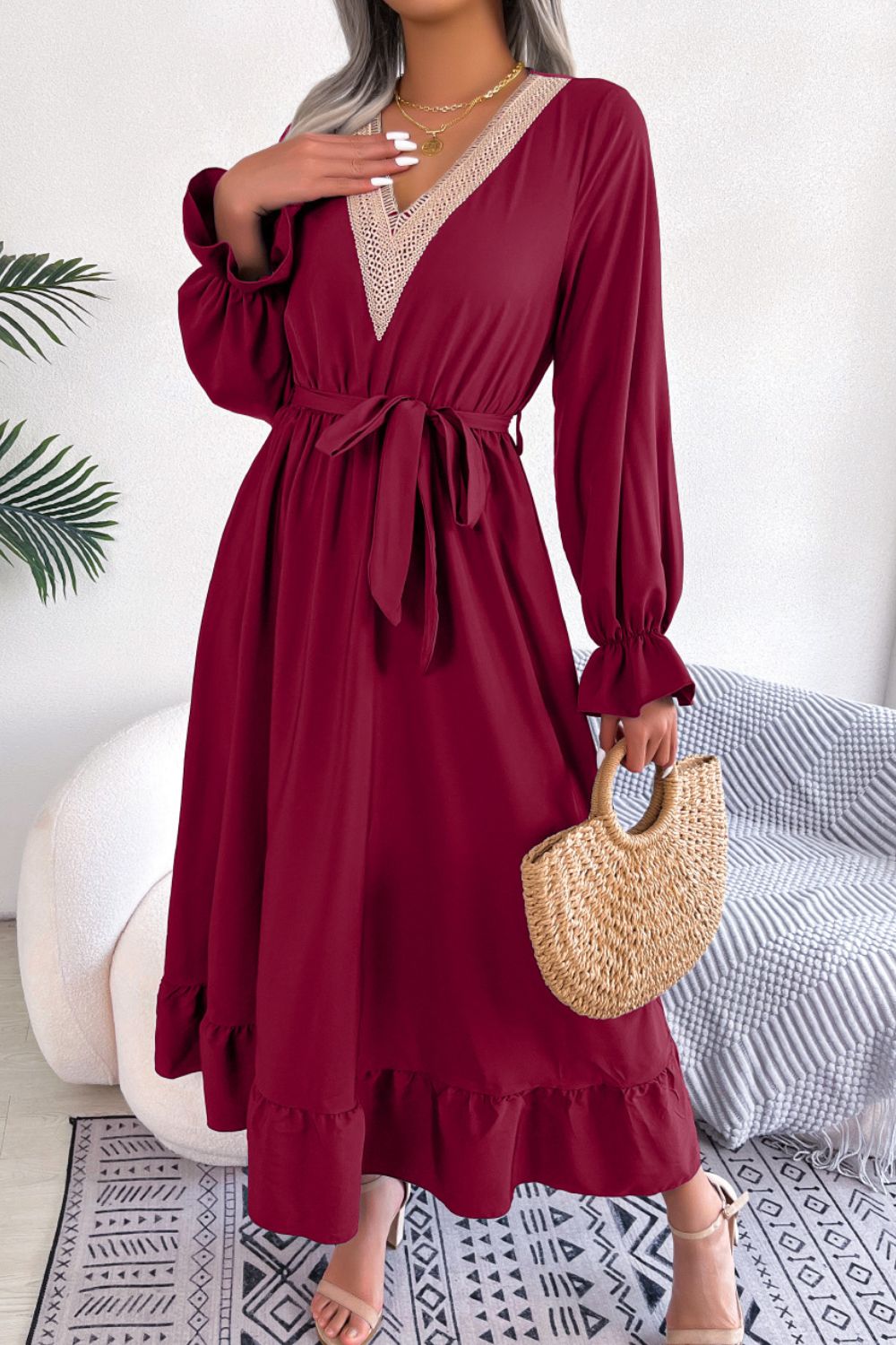 Contrast Belted Flounce Sleeve Dress