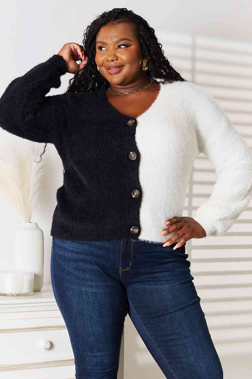 Two Face Contrast Button-Front V-Neck Cardigan - RTS