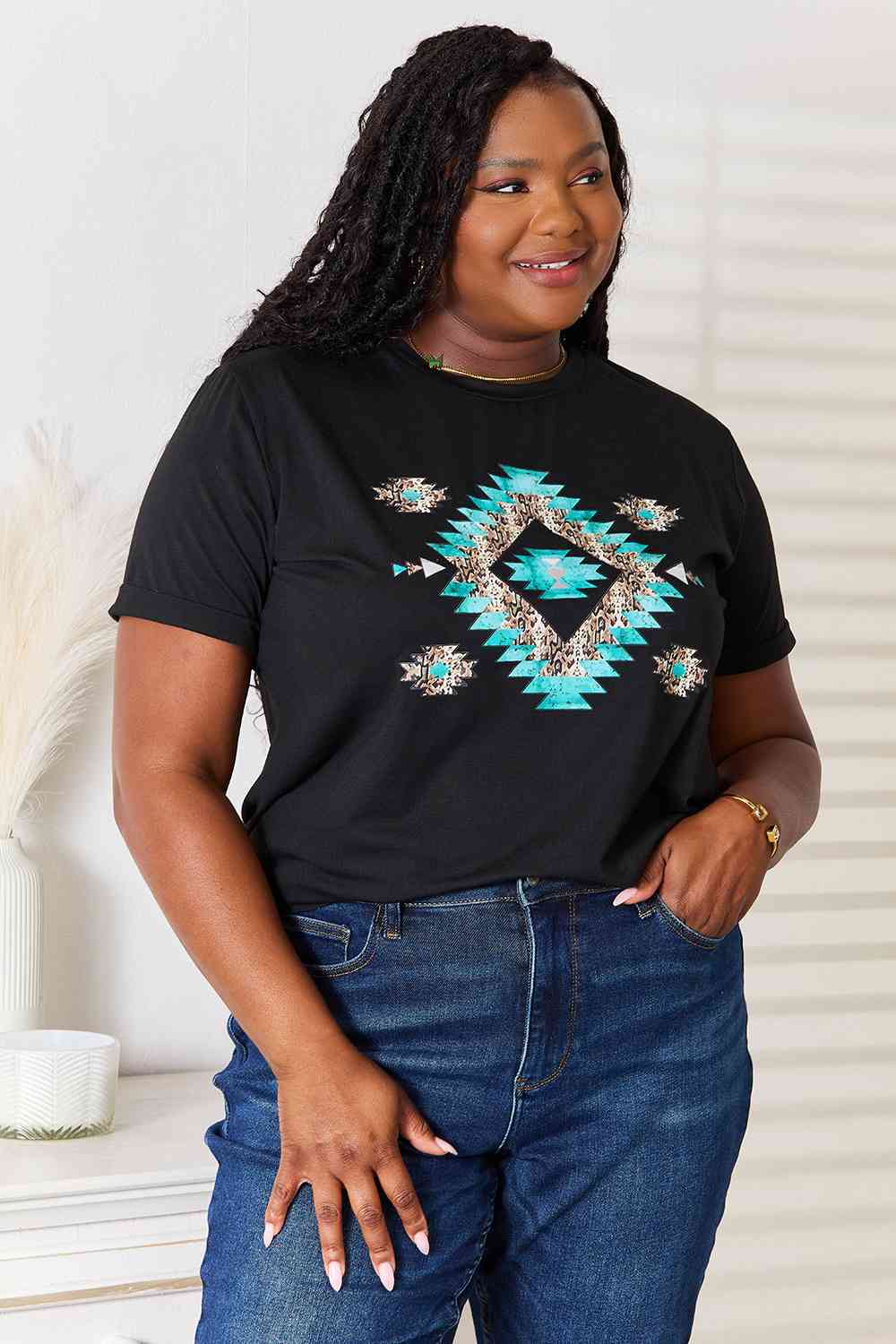 Western Love Graphic Short Sleeve T-Shirt