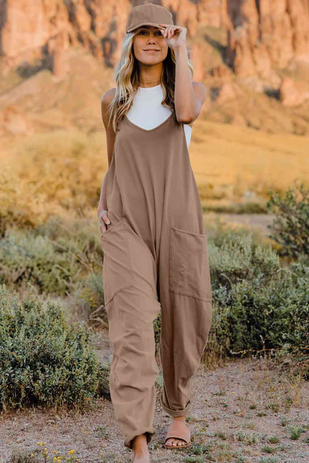 Best Selling V-Neck Sleeveless Jumpsuit with Pocket