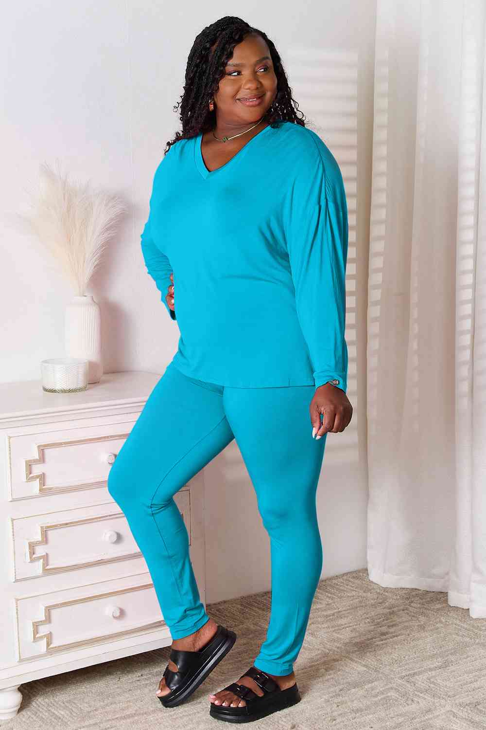 Comfy Loungin V-Neck Soft Long Sleeve Top and Pants Set